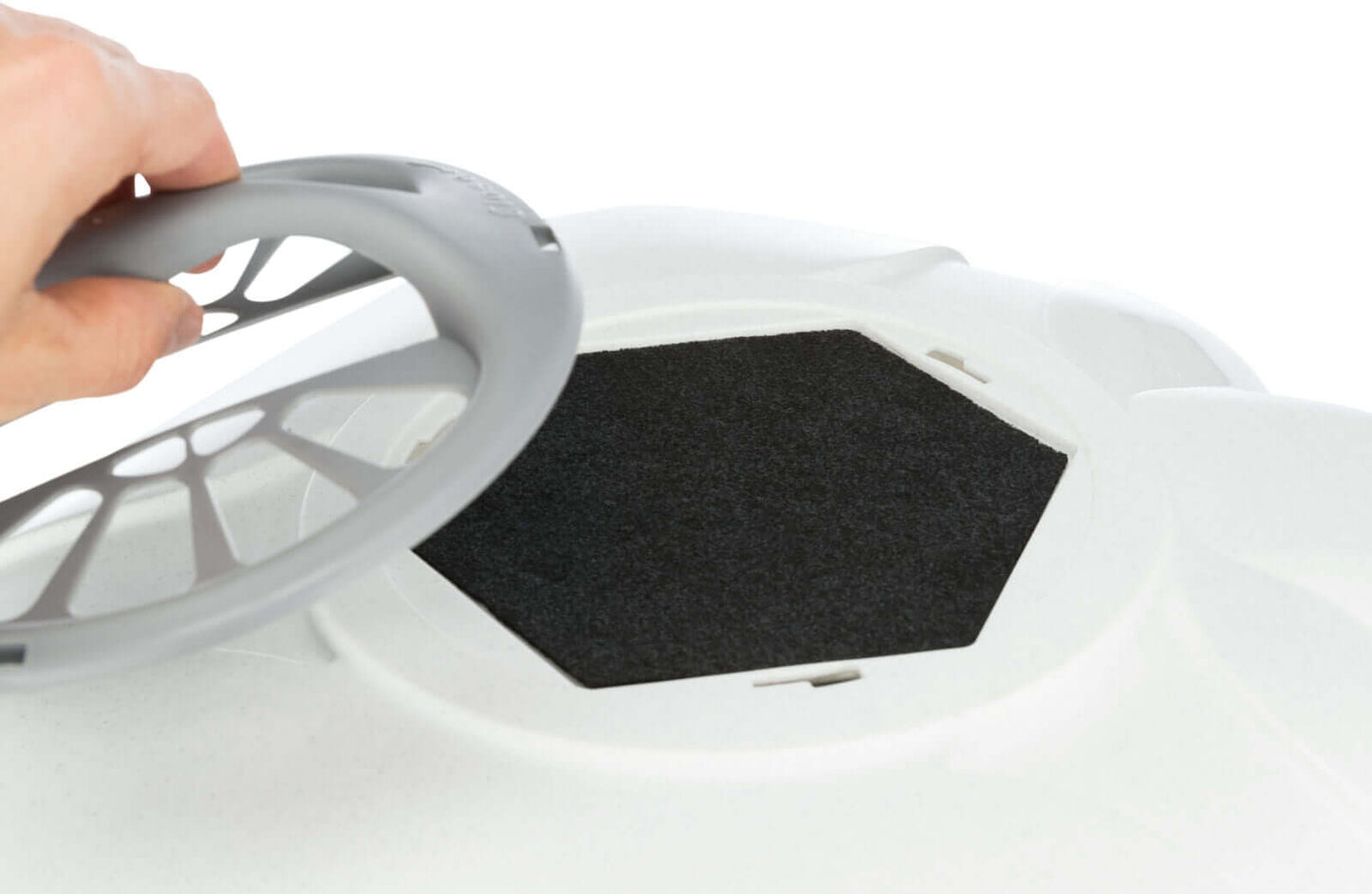 Trixie Maro ugaoni toalet za mačke 60x43x52cm svetlosivi