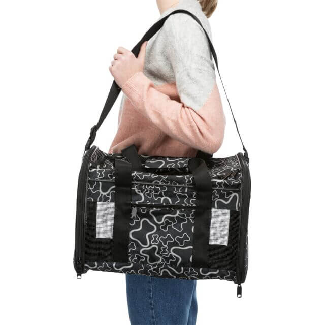 Trixie transportna torba za pse i mačke, poliester 42x27x26cm sa remenom