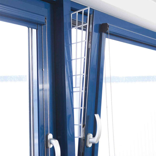 Trixie zaštitna mreža za prozore 62x16 cm bela – sigurnosna mreža za mačke